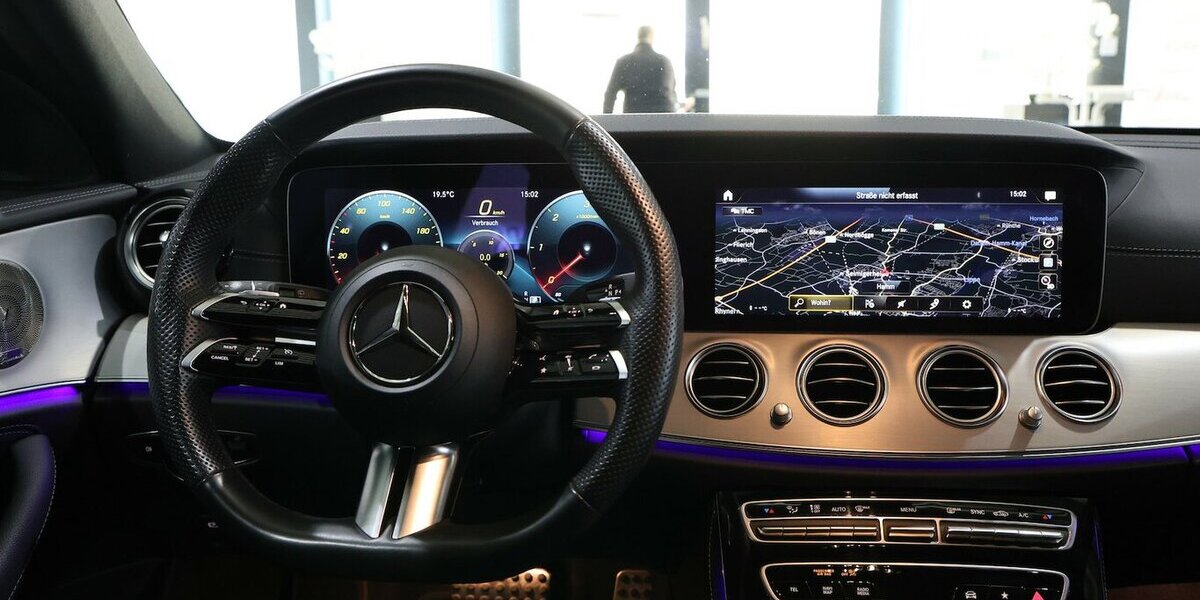 Mercedes-Benz E 200 d T BUSINESS AMG-LINE-SPORT WIDESCREEN,LED 38.000 km 35.991 &euro; Hamm 59077