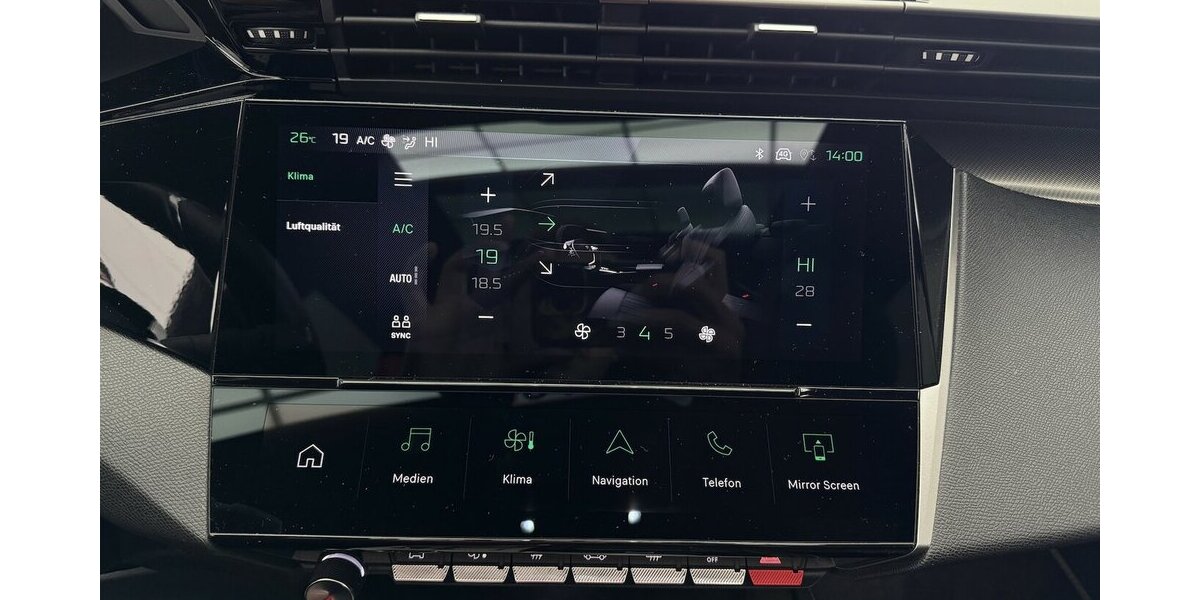 Peugeot 308 Blue HDI 130 EAT 8 GT LED ACC Panodach 39.960 km 23.323 &euro; Lich 35423