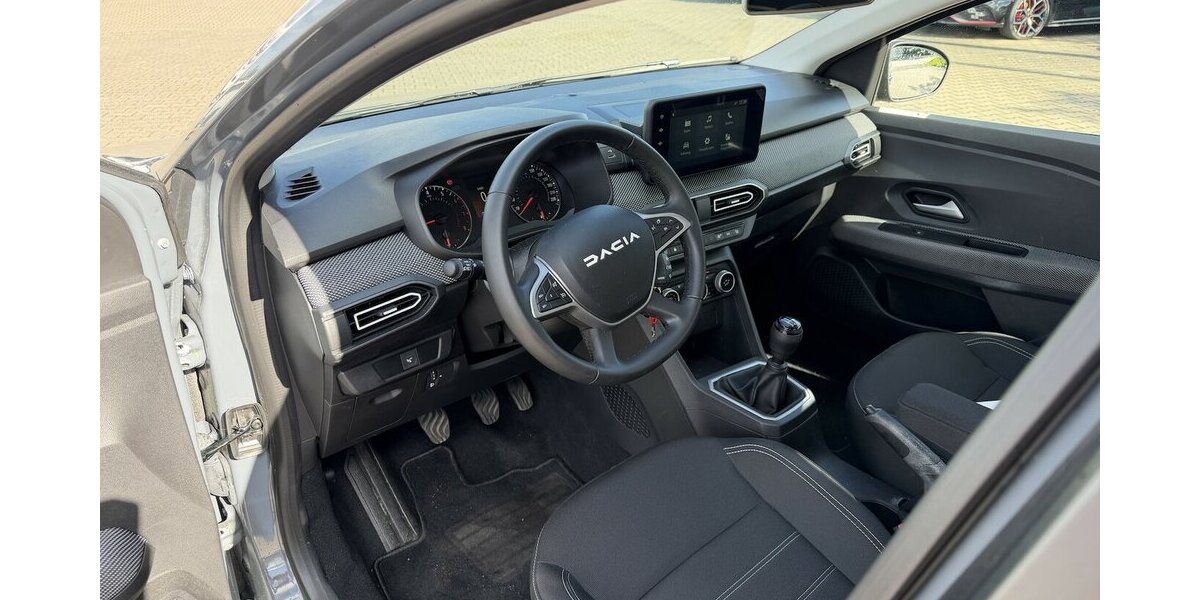 Dacia Sandero III Expression / Sitzheizung / DAB+ 23.900 km 14.490 &euro; Donauwörth 86609