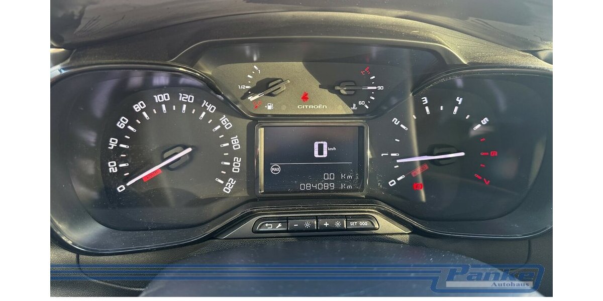 Citroen C3 1.2 PT 82 Feel*LED*BT*Tempo*8Reifen*SpurH* 84.089 km 6.480 &euro; Berlin 13187
