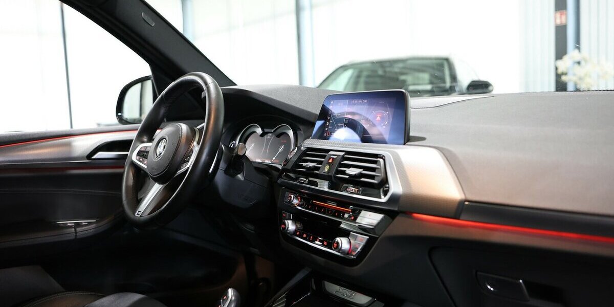 BMW X3 xDrive 30d M-SPORT SHADOW INNOVATION / TOP 164.000 km 27.993 &euro; Hamm 59077