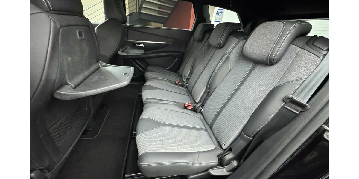 Peugeot 5008 Blue HDI 130 Allure Pack 1.Hand Carplay 52.400 km 22.160 &euro; Lich 35423