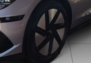 Hyundai IONIQ 6 20.002 km 33.390 &euro; Köln 50825