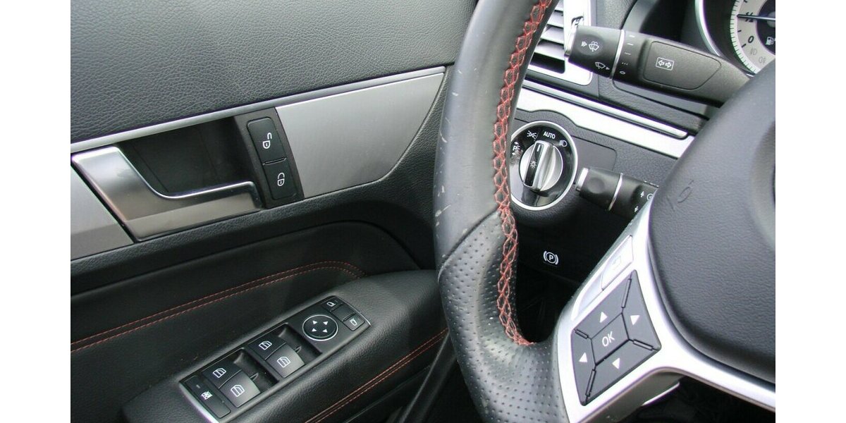 Mercedes-Benz E 350 Cabrio AMG Sportpaket Navi Leder LED 135.985 km 21.980 &euro; Falkensee 14612