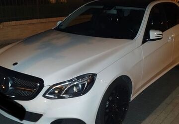 Mercedes-Benz 220 567.000 km 5.000 &euro; Frankfurt am Main 60487