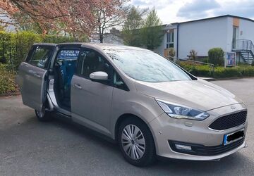 Ford Grand C-Max 84.500 km 11.900 &euro; Osnabrück 49086