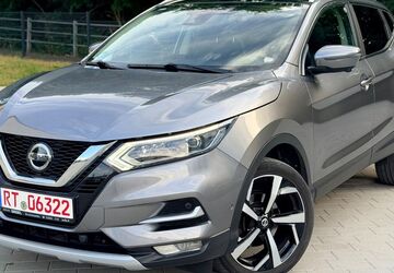 Nissan Qashqai 148.000 km 15.990 &euro; Pfullingen 72793