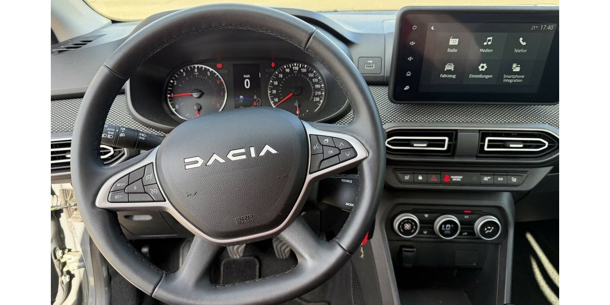 Dacia Sandero III Expression / Sitzheizung / DAB+ 23.900 km 14.490 &euro; Donauwörth 86609