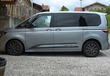 VW T7 Multivan 28.000 km 46.700 &euro; Traunstein 83278