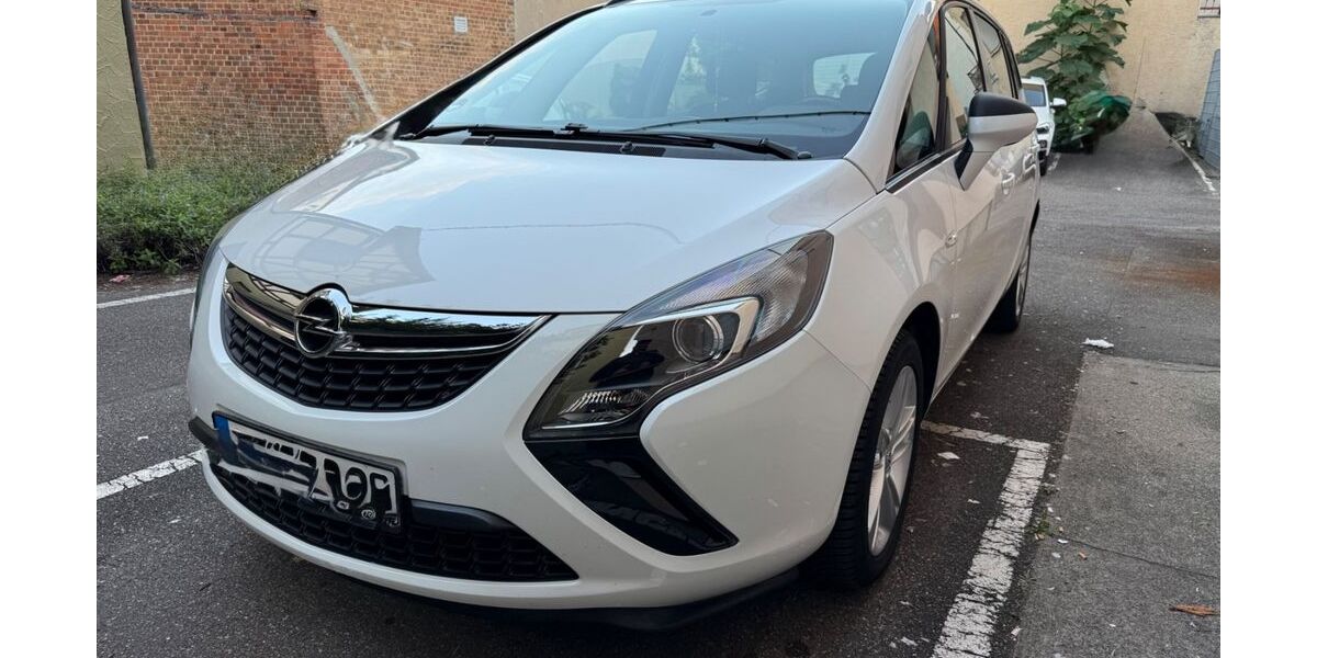Opel Zafira Tourer 121.500 km 9.900 &euro; Stuttgart 70376