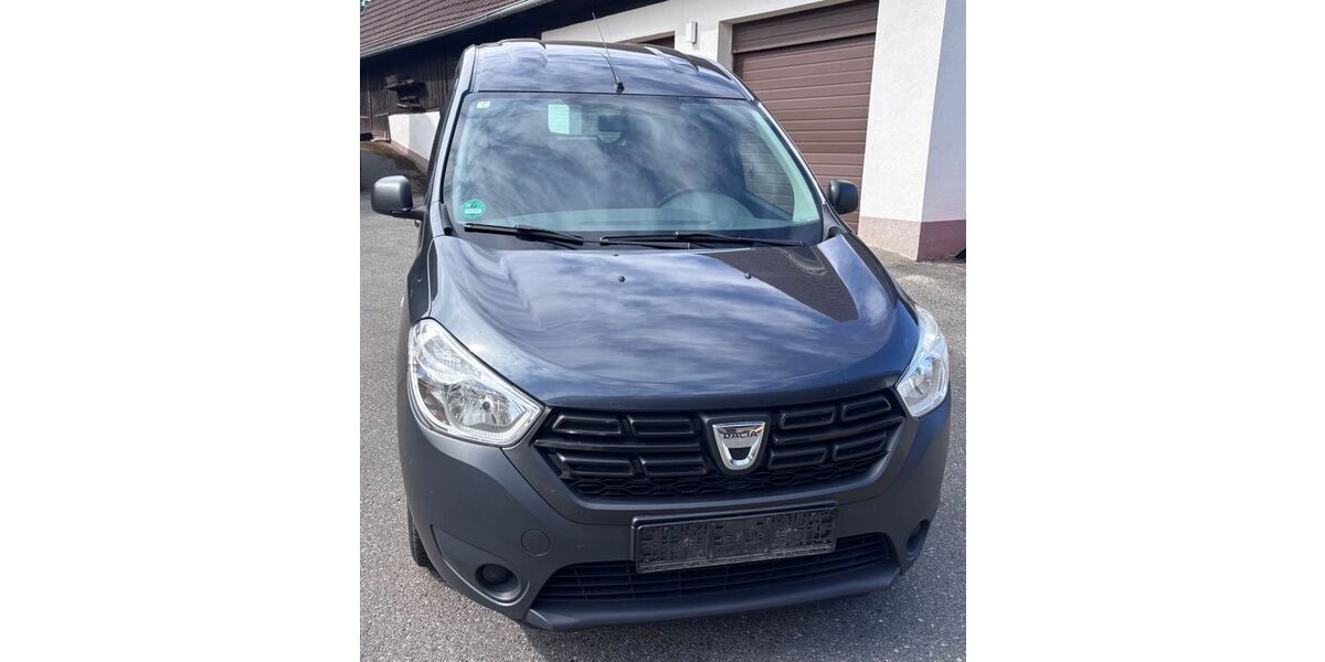 Dacia Dokker 156.000 km 5.200 &euro; Coburg 96450