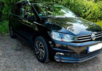 VW Touran 100.000 km 20.300 &euro; Rülzheim 76761