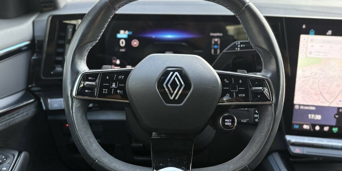 Renault Austral Iconic Esprit Alpine 360°/CARPLAY/NAVI 45.964 km 24.800 &euro; Villingen-Schwenningen 78054