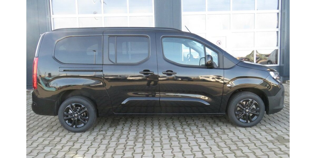 Fiat Doblo Maxi Kombi 130 / 7-Sitze + Vollausstattung 10.280 km 24.990 &euro; Münchenbernsdorf 07589