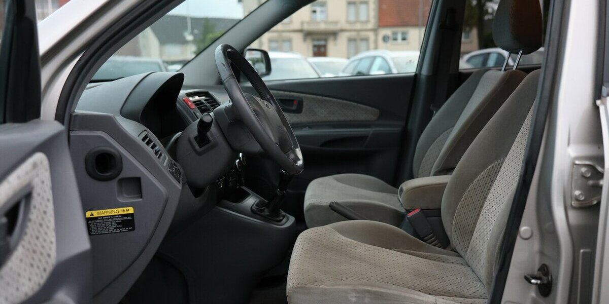 Hyundai Tucson 2.0 CRDi GLS AWD / TÜV-AU BIS 02.2027 / 100.000 km 3.502 &euro; Hamm 59077