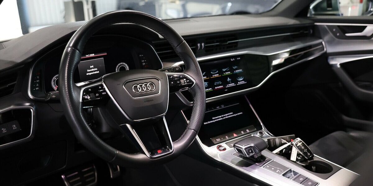 Audi S6 Avant 3.0 TDI Q S-LINE / MATRIX-LED / S-SITZE 120.000 km 40.996 &euro; Hamm 59077