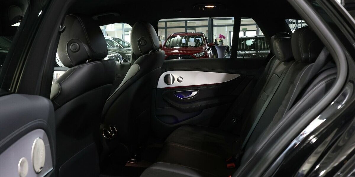 Mercedes-Benz E 200 d T BUSINESS AMG-LINE-SPORT WIDESCREEN,LED 38.000 km 35.991 &euro; Hamm 59077
