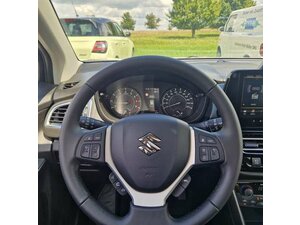 Suzuki S-Cross Hybrid 1.5 Dualjet ALLGRIP AGS Comfort+Gar 6.000 km 33.850 &euro; Obrigheim-Asbach 74847