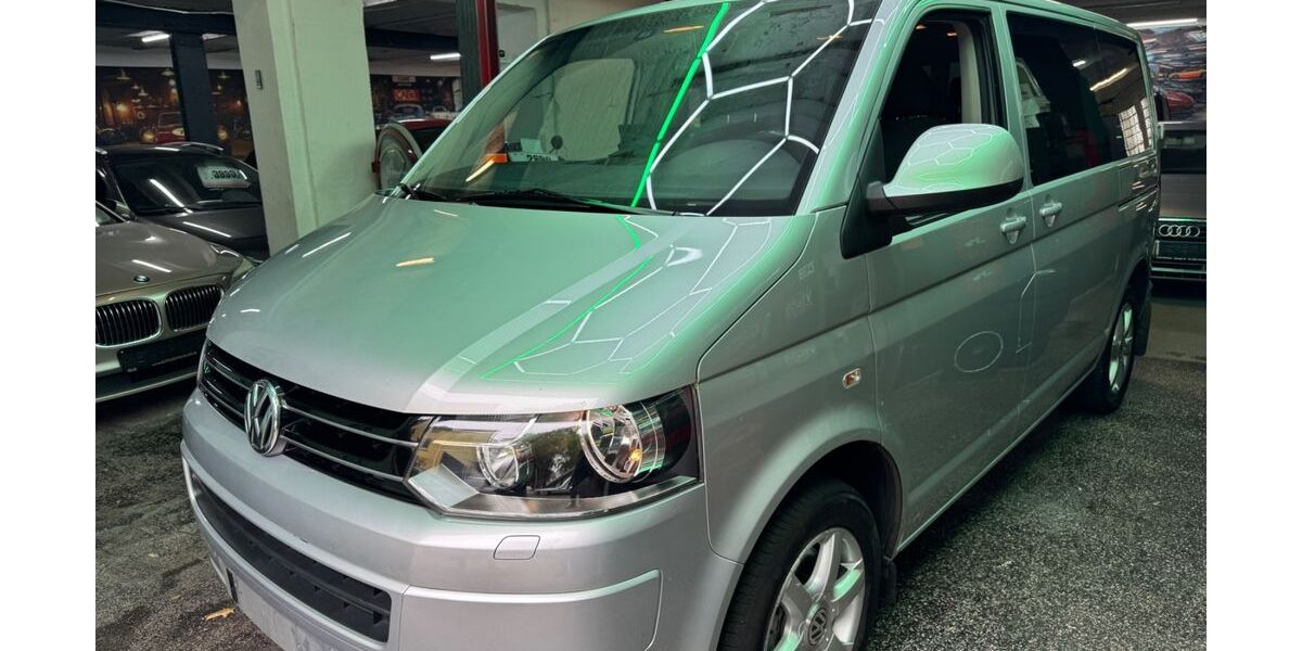 VW T6 Caravelle 110.000 km 16.900 &euro; Oberhausen 46149