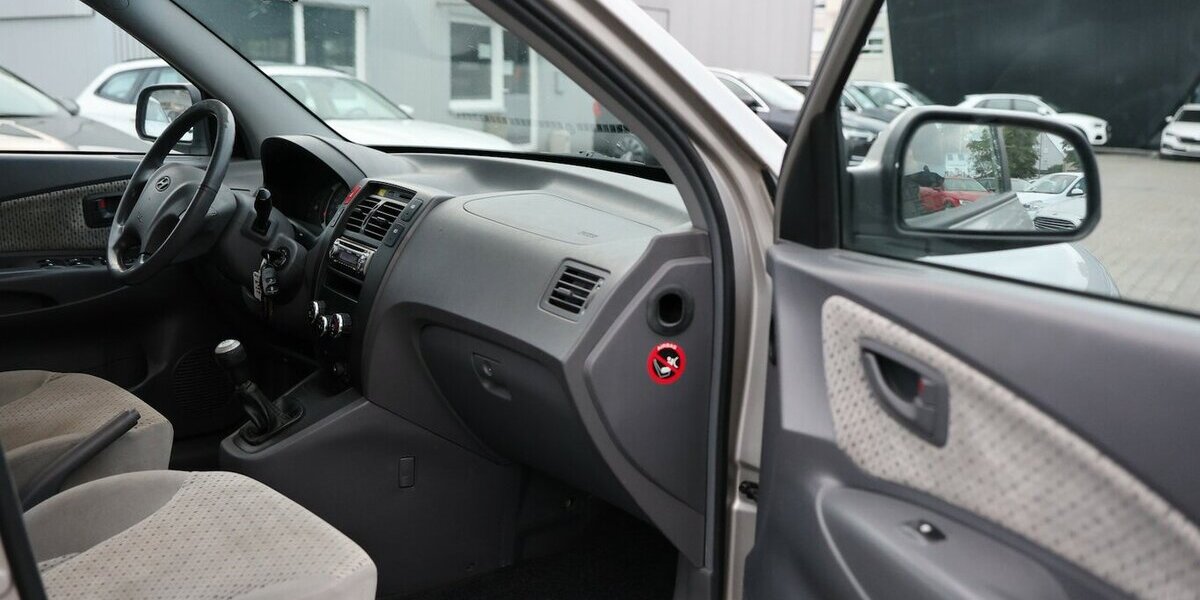 Hyundai Tucson 2.0 CRDi GLS AWD / TÜV-AU BIS 02.2027 / 100.000 km 3.502 &euro; Hamm 59077
