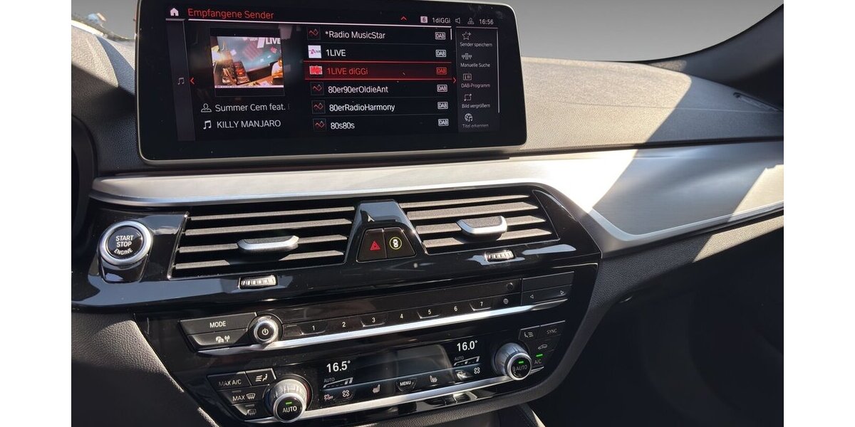 BMW 520d M-Sport Pro Leder Kamera LED ComfortSitz 99.895 km 31.900 &euro; Wuppertal 42327