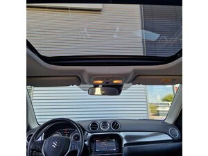 Suzuki Vitara 1.4 Boosterjet Hybrid Comfort + SHINKAI 53.235 km 19.450 &euro; Obrigheim-Asbach 74847