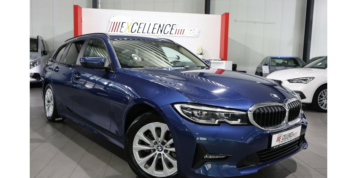 BMW 320d Touring SPORT BLUE & BEIGE / PANORAMA, LED 115.000 km 23.221 &euro; Hamm 59077