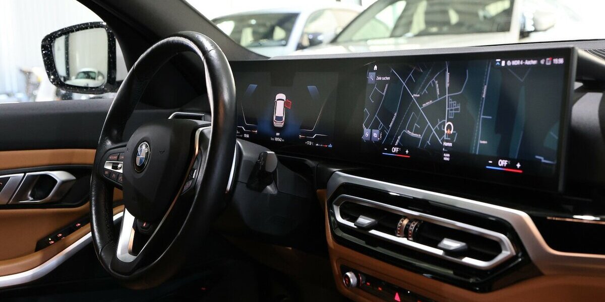 BMW 318d Touring SPORT WHITE & BROWN / CURCED, LED 100.000 km 25.221 &euro; Hamm 59077
