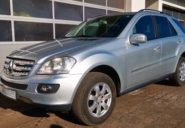Mercedes-Benz ML 280 265.000 km 6.300 &euro; Detmold 32758