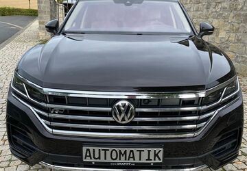 VW Touareg 80.000 km 43.999 &euro; Estenfeld 97230