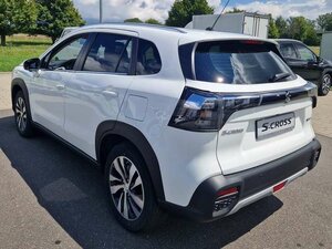 Suzuki S-Cross Hybrid 1.5 Dualjet ALLGRIP AGS Comfort+Gar 6.000 km 33.850 &euro; Obrigheim-Asbach 74847